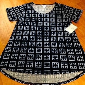 Large Classic T NWT 14-16